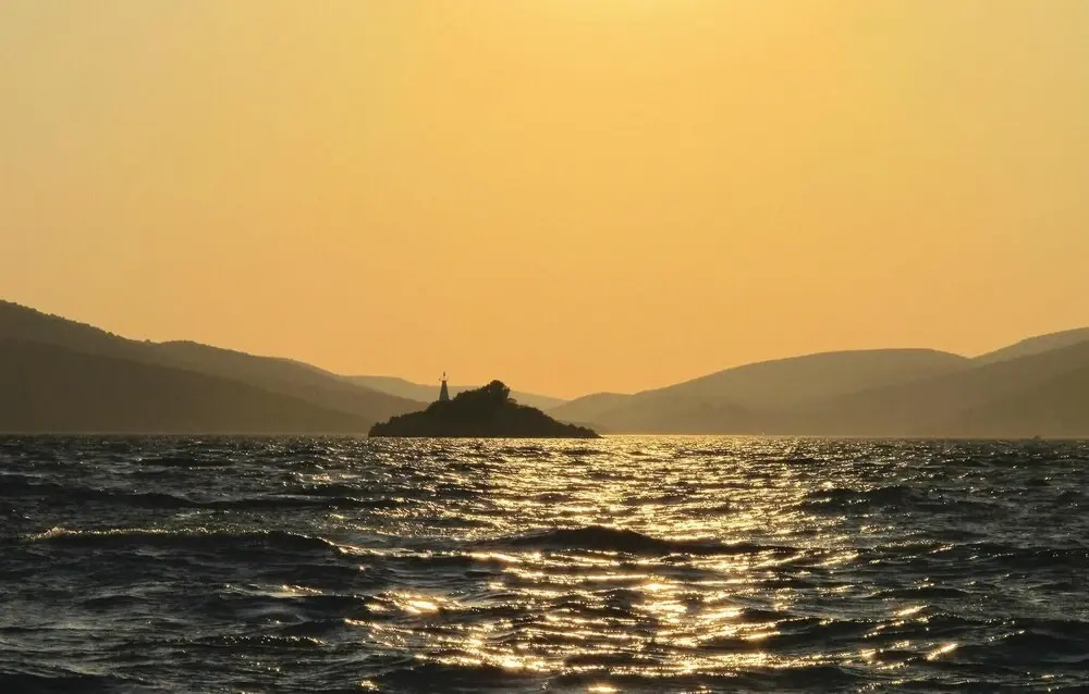 Awesome Home in Seget Donji With Sauna, Wifi and 2 Bedrooms