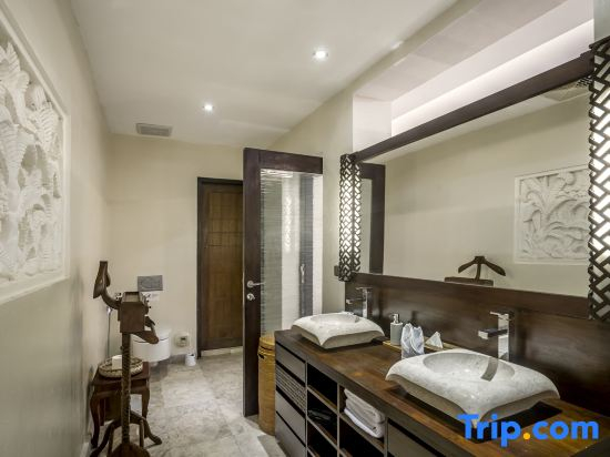 Villa Isolotto by BaliSuperHost
