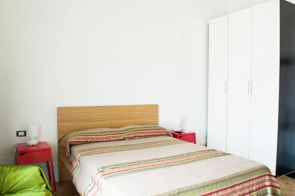 Art12 B&B