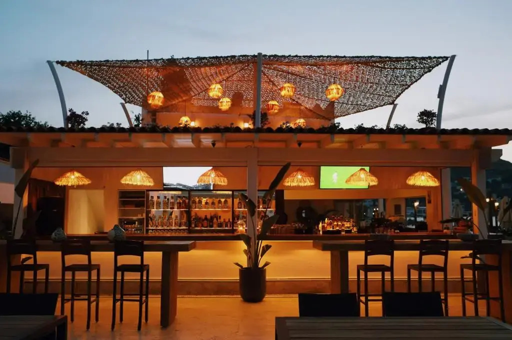Lavinya Otel