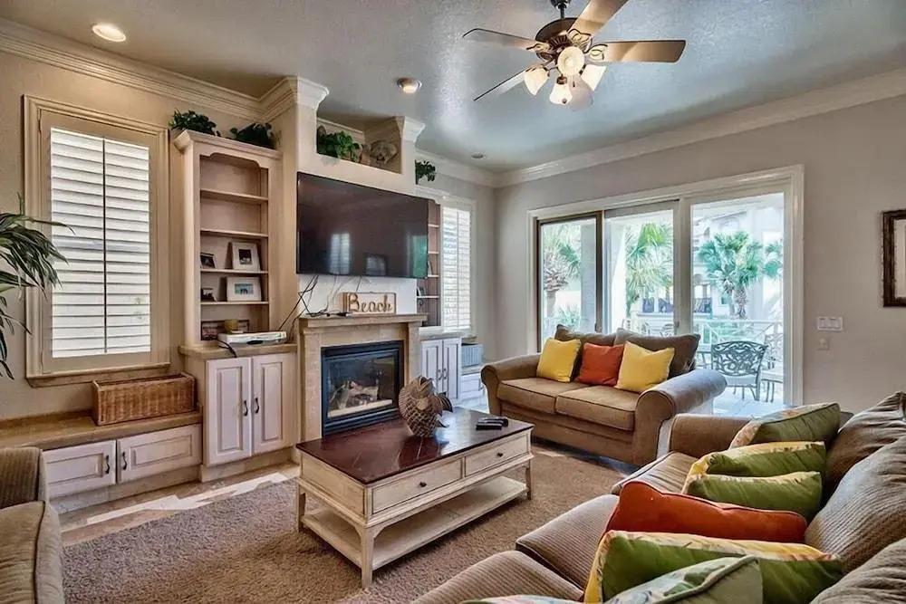 Serenity 4 Bedroom Holiday Home by Five Star Properties