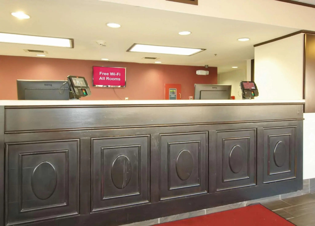 Red Roof Inn PLUS Chicago - Hoffman Estates