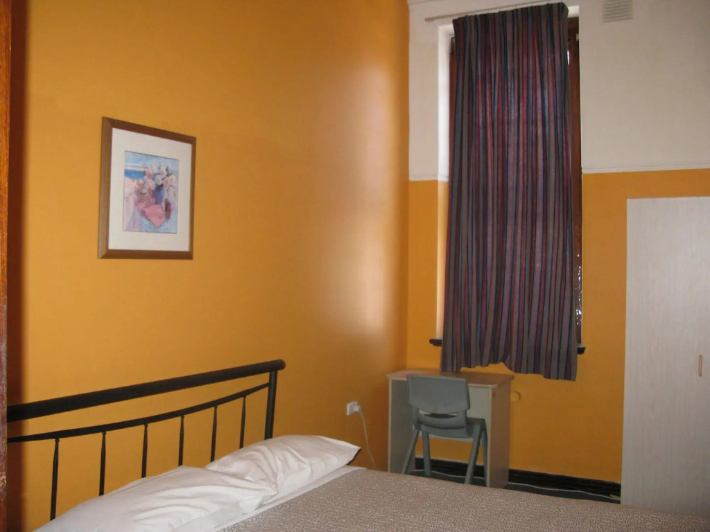The Old Swan Barracks - Hostel