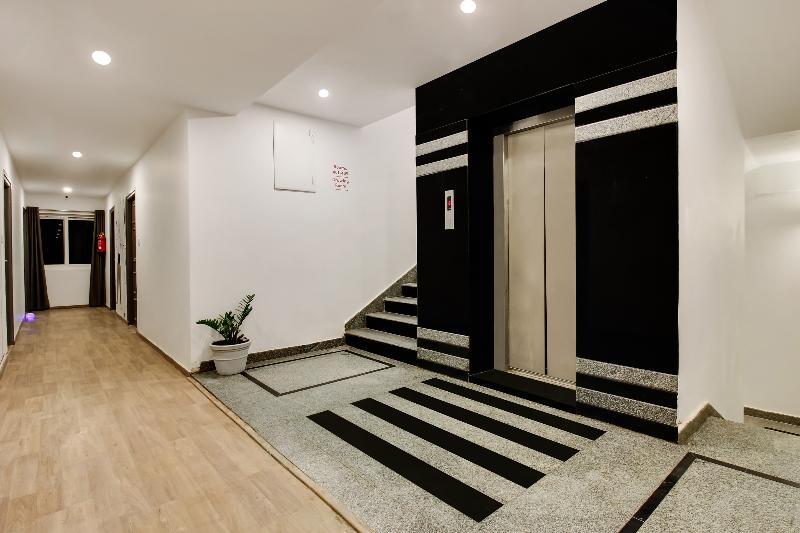 OYO Townhouse 77018 Gangothri