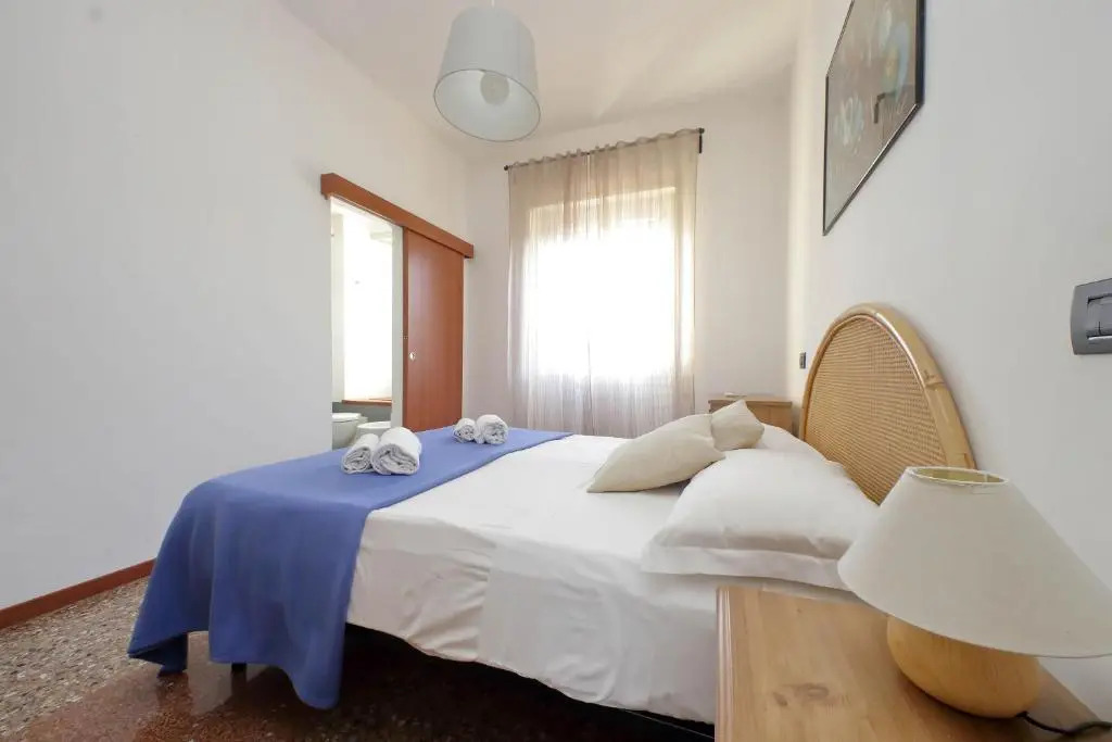 Silvanos Home In Rome