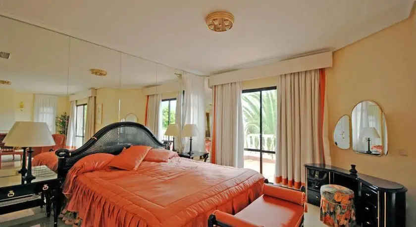 Villa Azur, Nueva Andalucia, Marbella