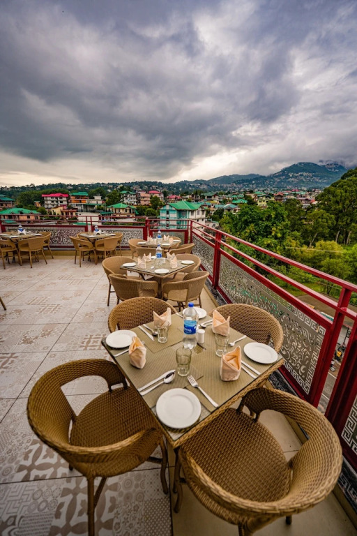 Hotel Square One By D'Polo Dharamshala  ID 92552899