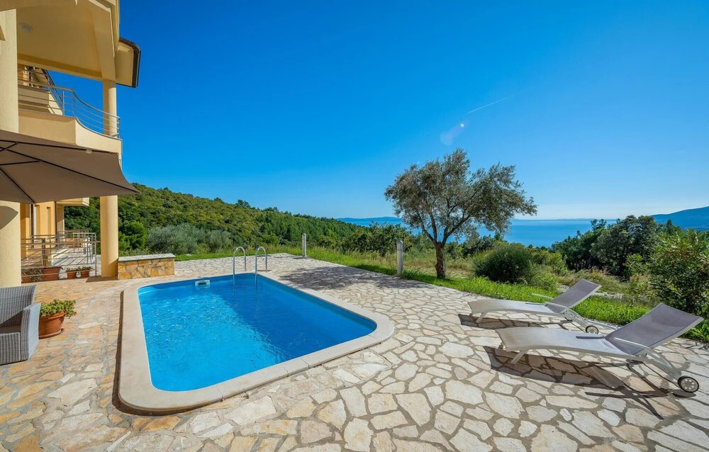 Nice Apartment in Rabac With Outdoor Swimming Pool, Wifi and 2 Bedrooms