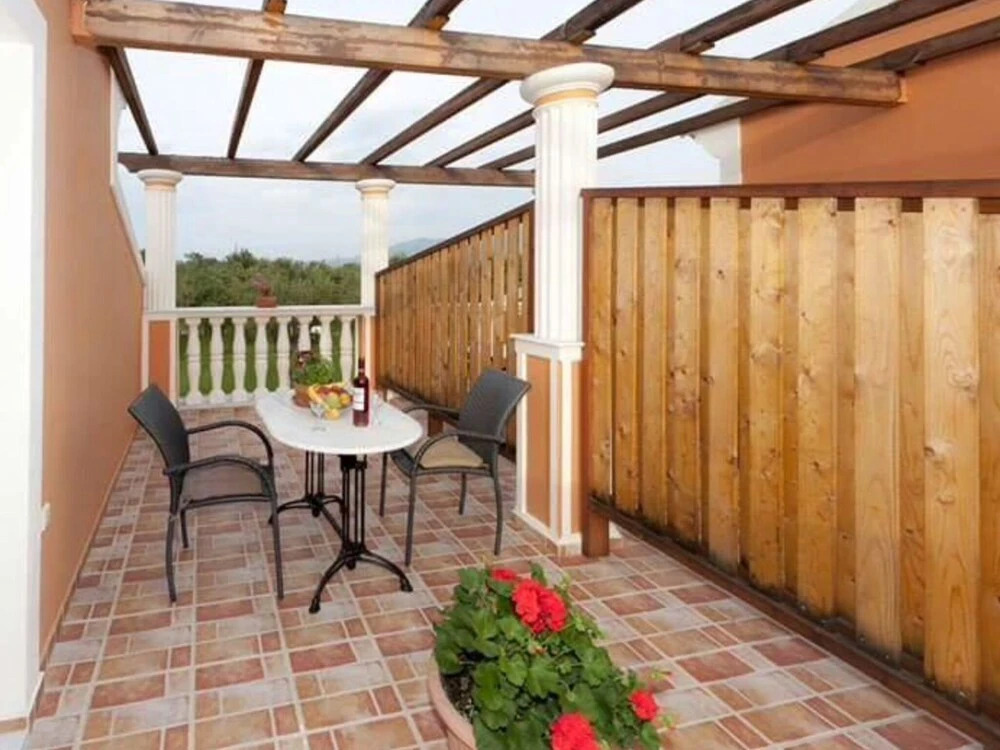 LEremo Luxury Apartments