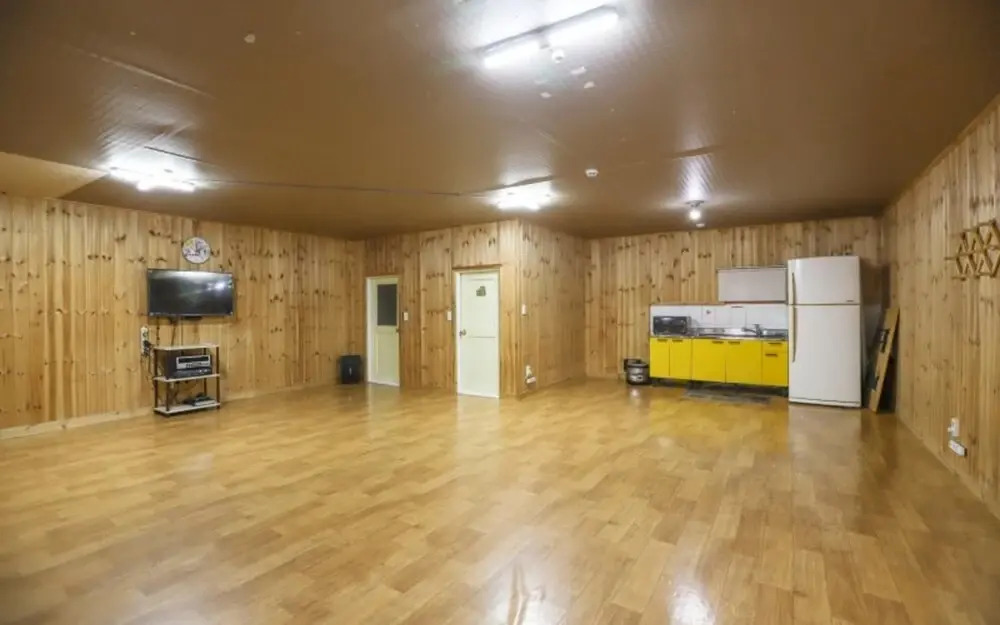 Cheongpyeonggyegok Bangju Pension