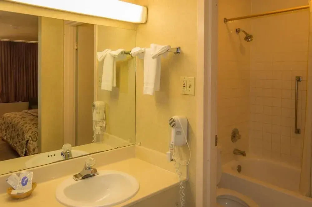 Executive Inn Hotel & Conference Centre