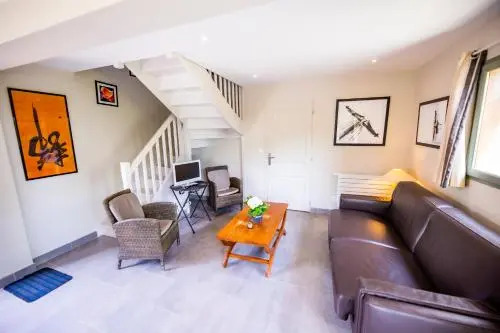 Chambres dHôtes et Suites à La Ferme de lOudon & SPA