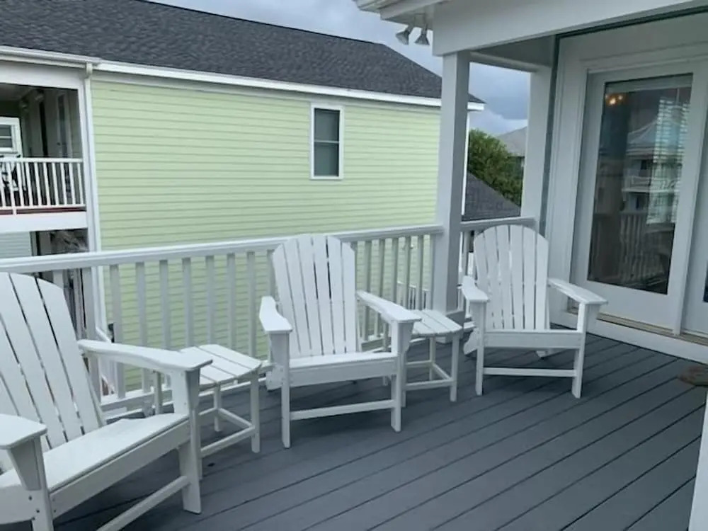 Absolute Bliss Private  4 Bedroom Home by RedAwning