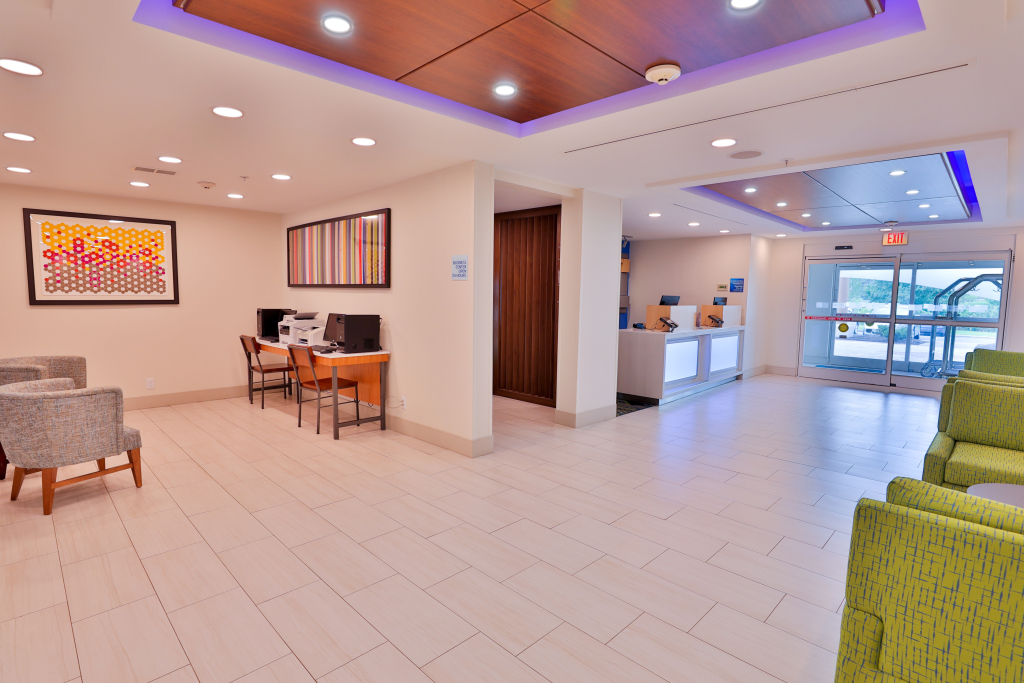 Holiday Inn Express Hotel & Suites Dickson by IHG