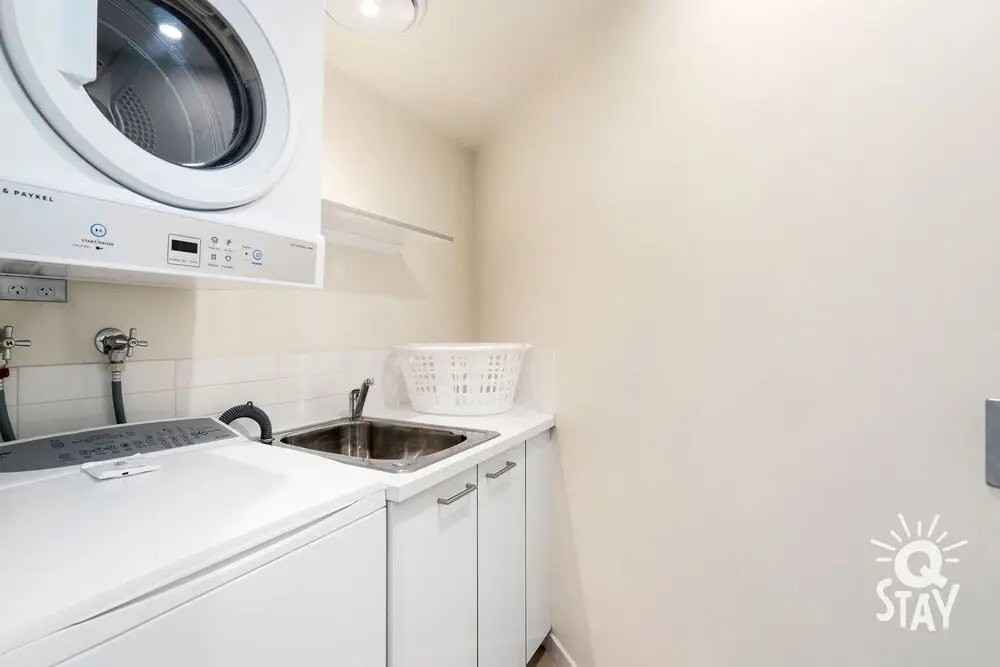Sierra Grand Apartments - Hosted by WowStay