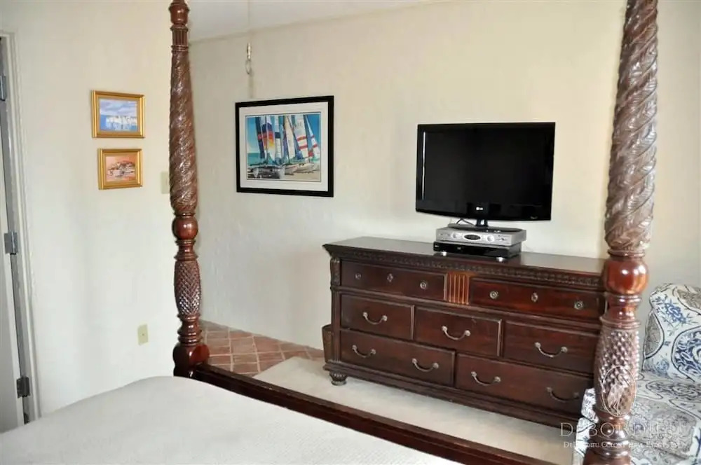 #226 Water's Edge, PPV NEG - 3 Br villa by RedAwning