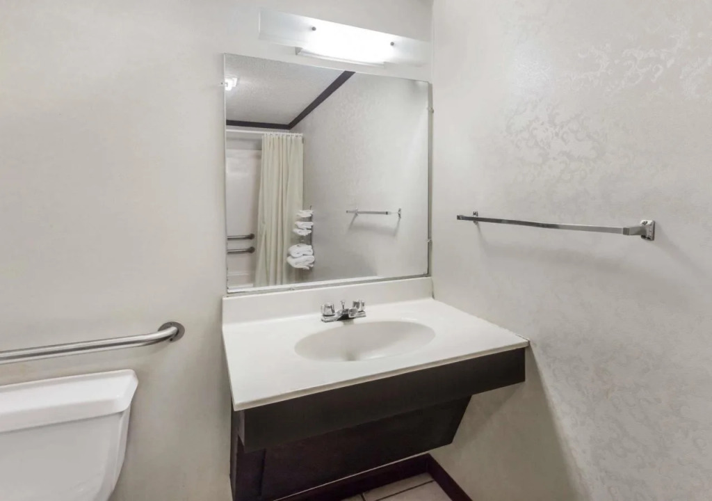 Knights Inn Racine