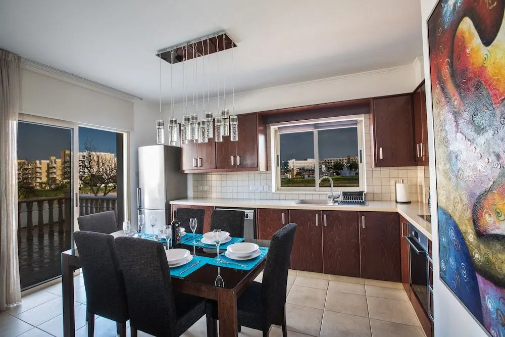 Tonia Seaview Villas