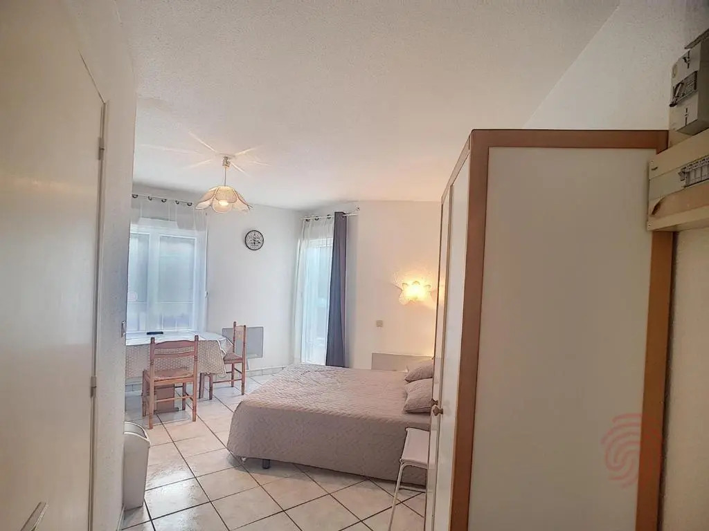 Appartement Lamalou-les-Bains, 1 pièce, 2 personnes - FR-1-451-95