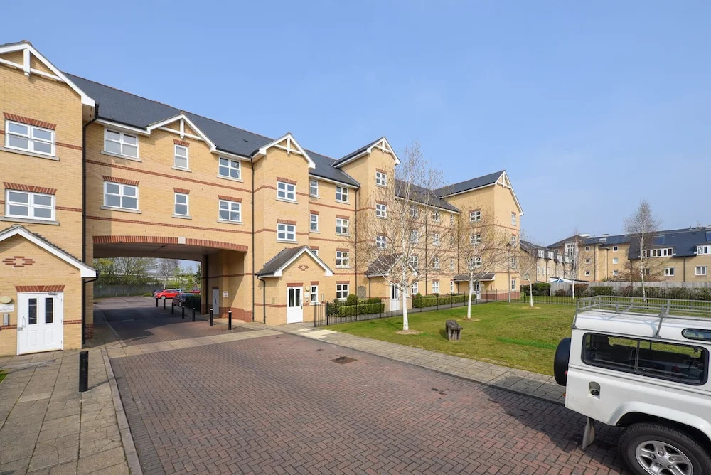 Haldane Lodge 2-Bedroom Flat