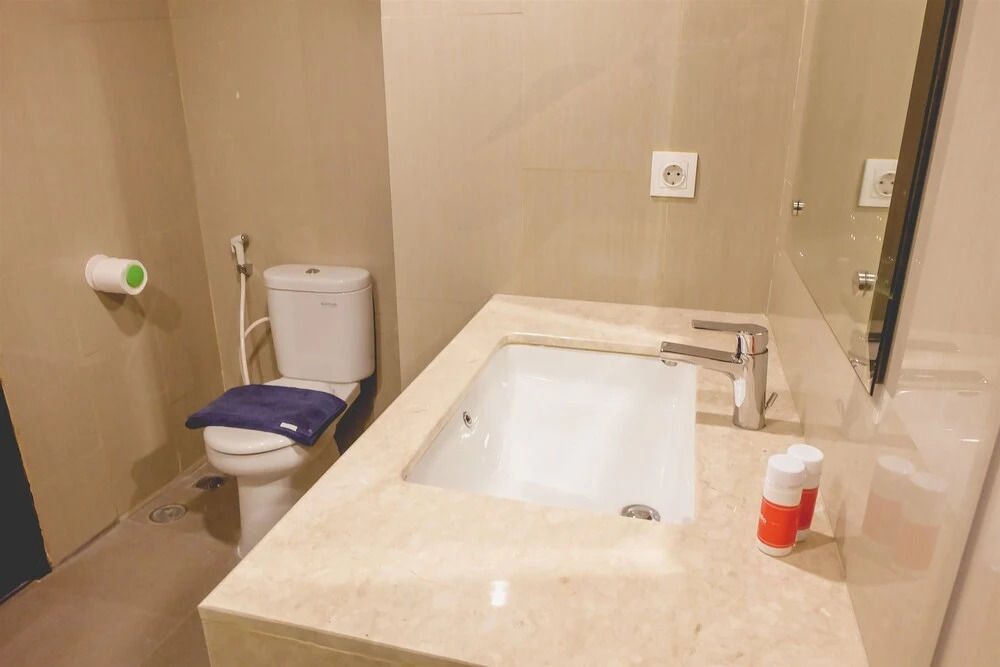 Fully Furnished Studio Apartment Near MT Haryono And Halim