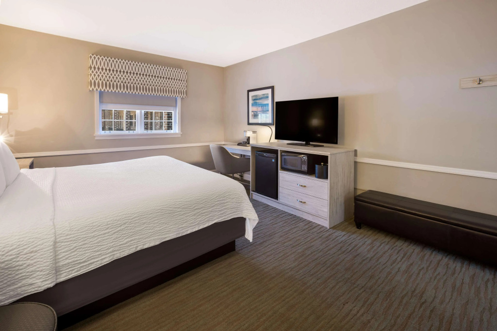 Best Western Sea Island Inn