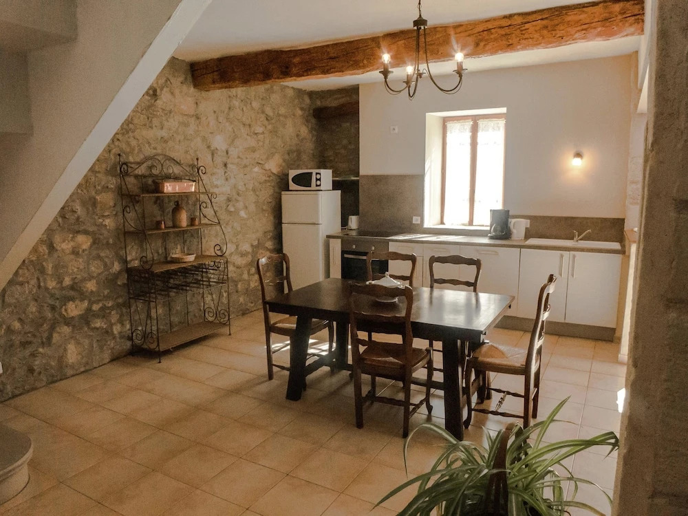 Holiday Home in Montbrun-des-Corbieres with Pool