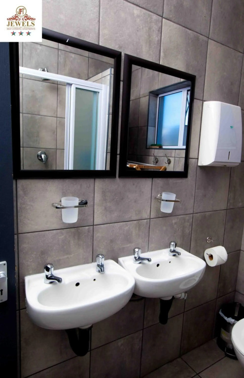 JFT Jewels Self catering Apartments