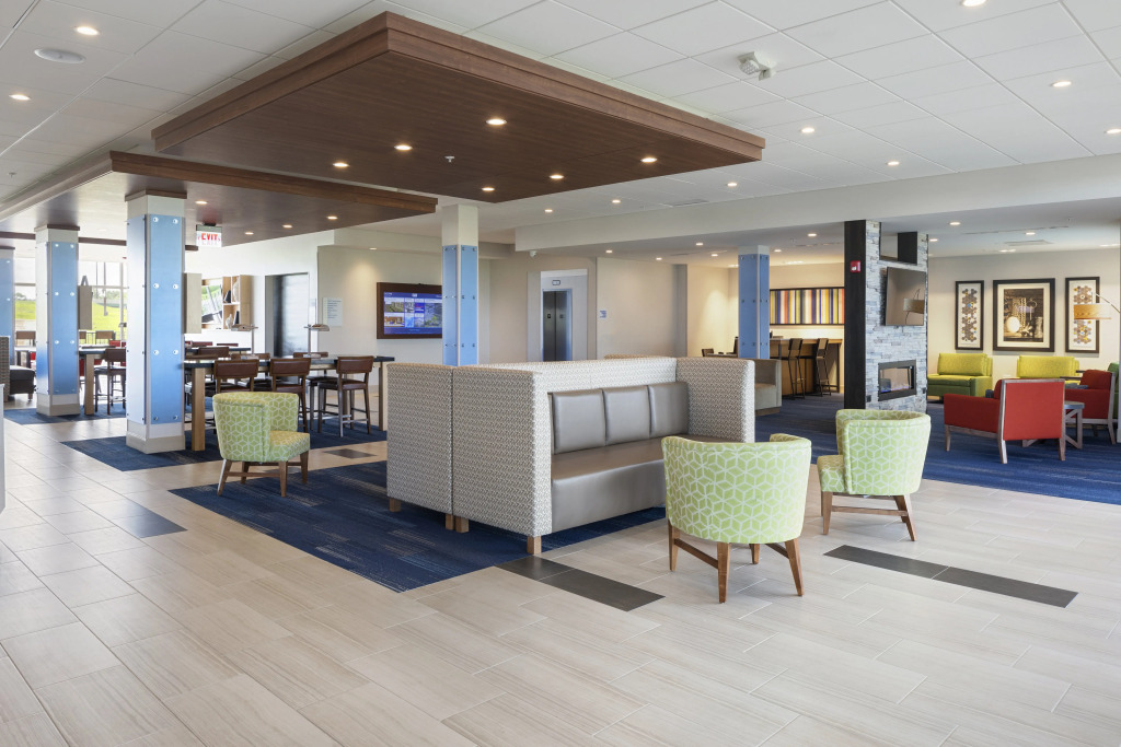 Holiday Inn Express & Suites - Bourbonnais East - Bradley by IHG