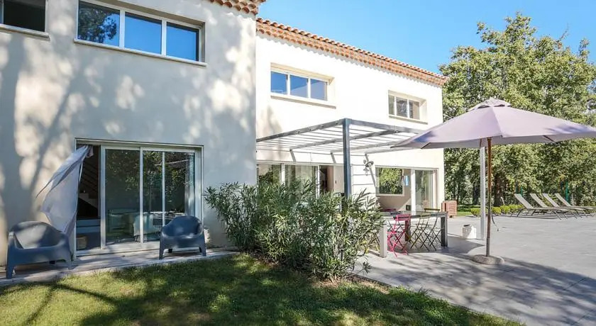 Squarebreak - Country house in Aix-en-provence