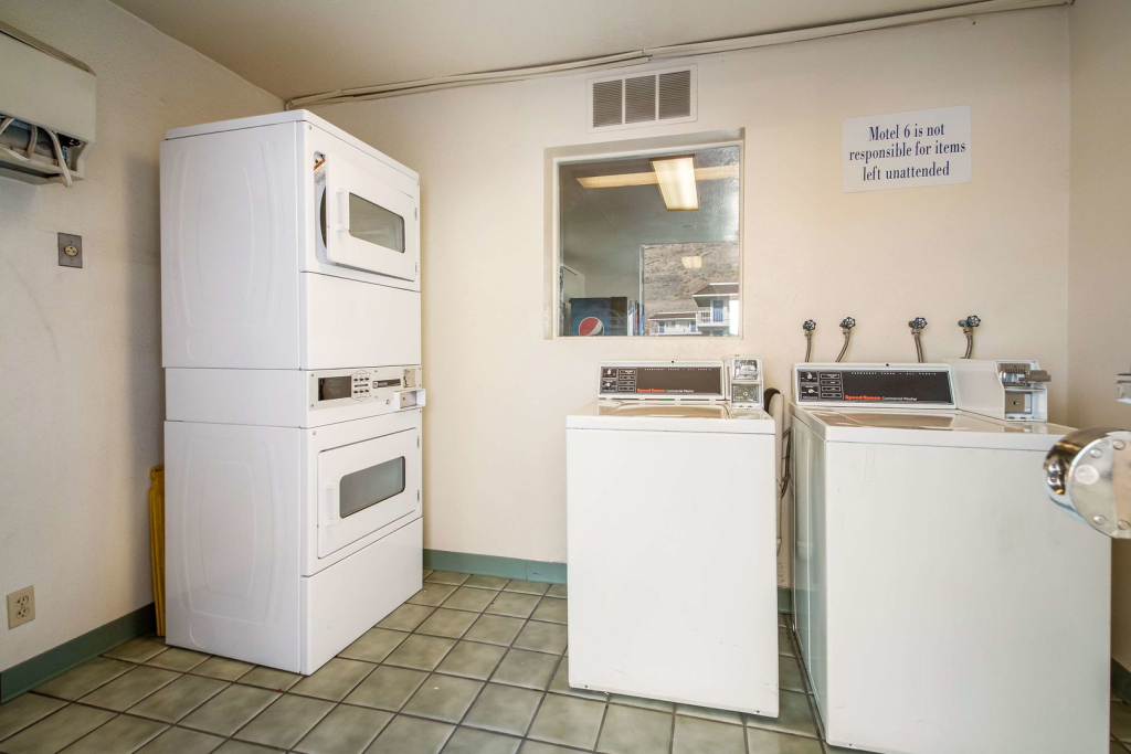 Motel 6 Wendover