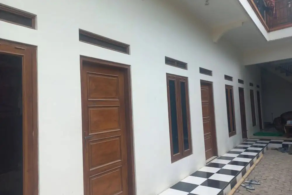 Hotel O Chimi Rumah Kost
