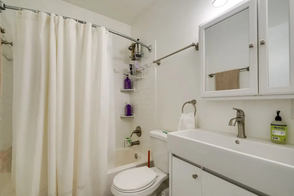 Washington, DC Townhome w/ Deck + Gas Grill
