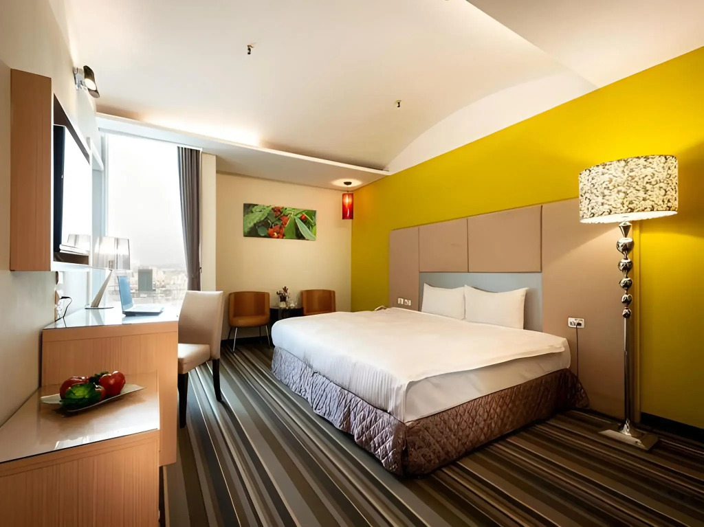 Yoyo Hotel