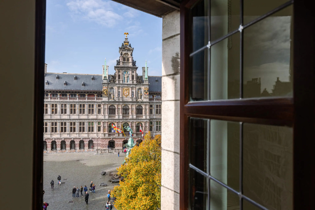 Modern Apartment on top Location in Antwerp