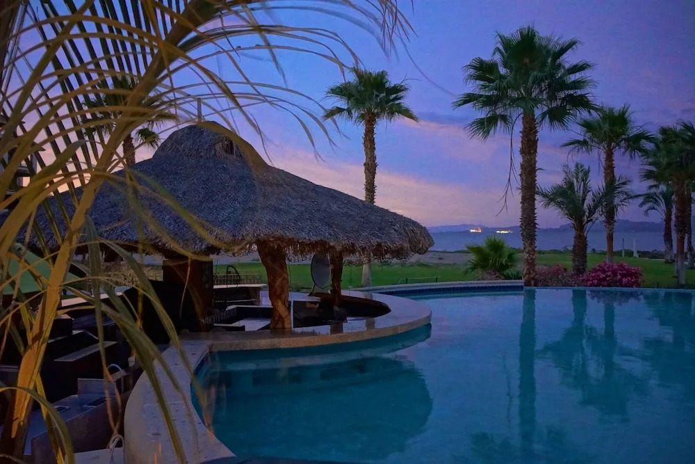 Paraiso Del Mar Resort V279 4 Bed By Casago