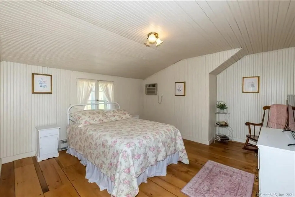 The Evergreen Inn