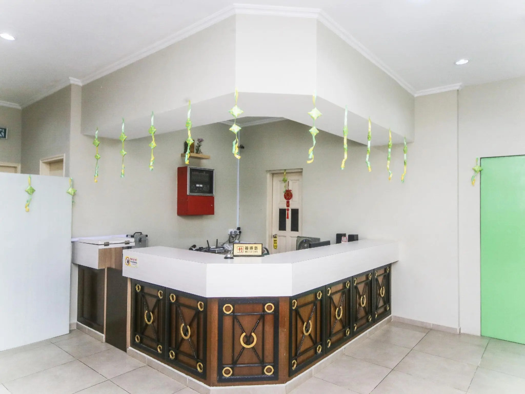 OYO 563 Jockey Lodge Hotel