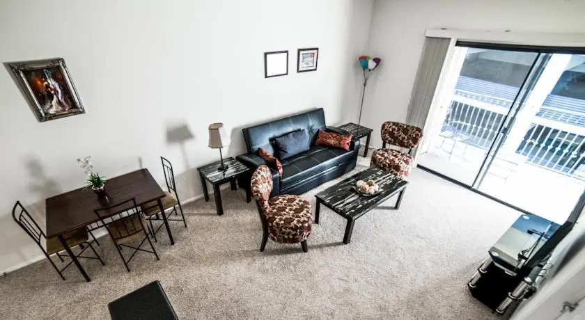 Downtown Apartelle