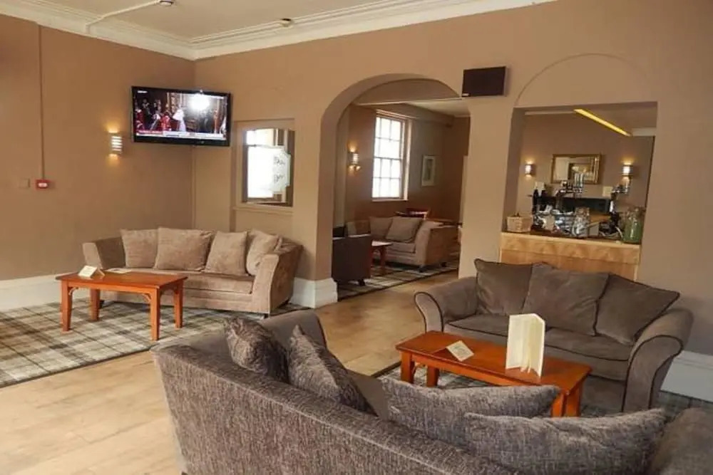 Eden House Hotel