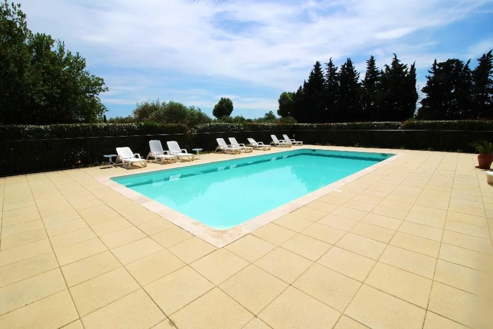 House With 2 Bedrooms in Monteux, With Shared Pool, Enclosed Garden and Wifi - 40 km From the Slopes