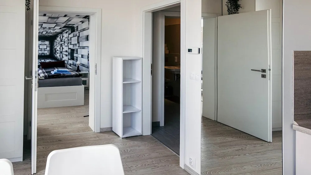 Cozy Apartment with Big Terrace - Karlín