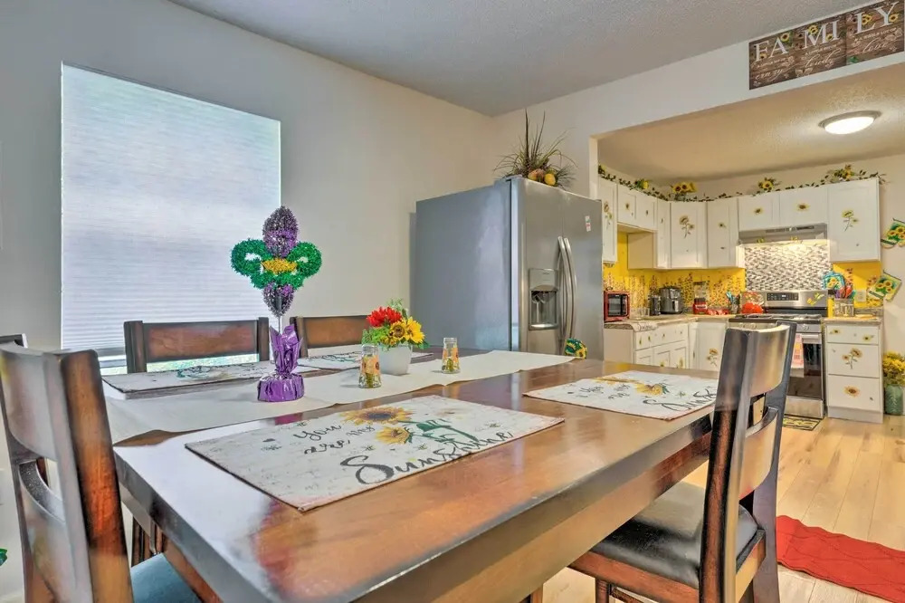 Stunning Gulfport Getaway ~ 1 Mi to the Beach