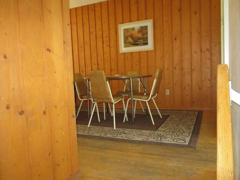 Sportsman's Inn