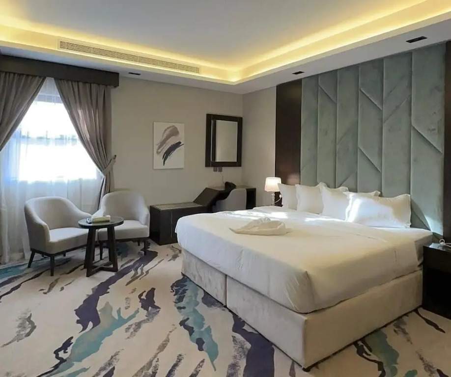 Al Wateen Hotel
