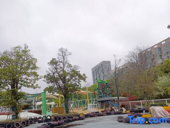Zhangjiagang Qianxi Hotel (Zhangjiagang  Shopping Park)