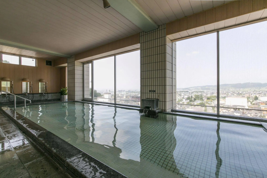 onsen hotel OMOTO