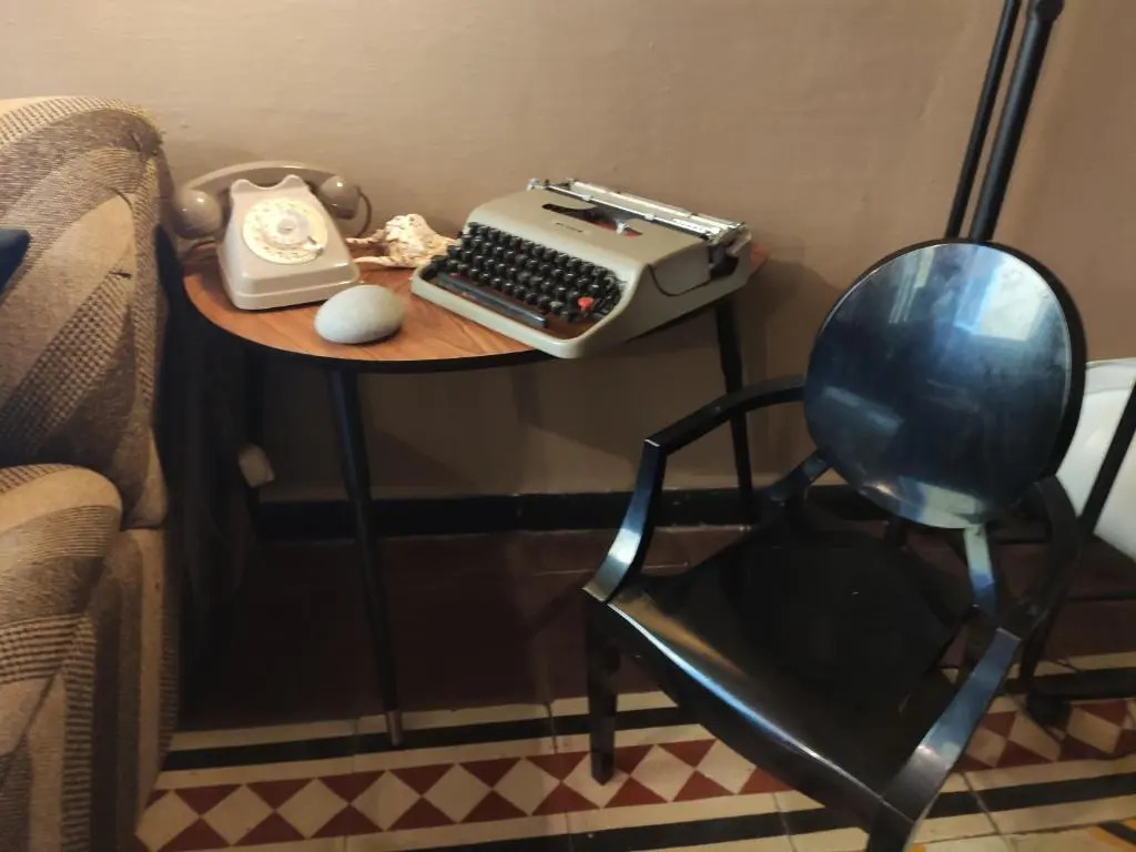Via Verdi 5, Gli Affreschi