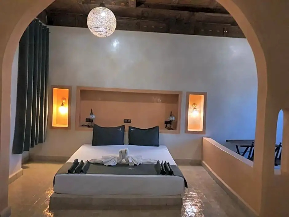 Hotel NOMAD PALACE