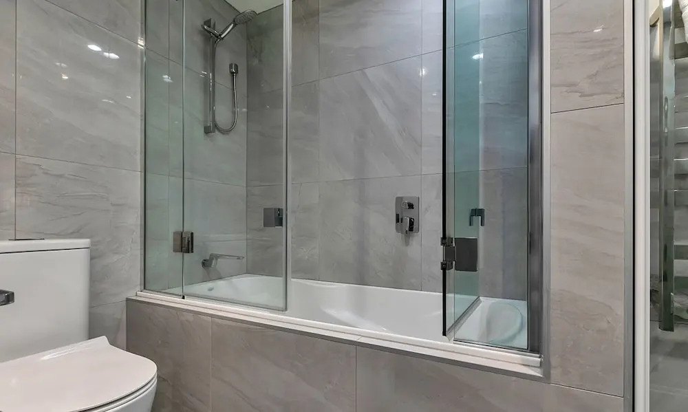 QV CBD 2 Bedroom with Wifi Parking - 972